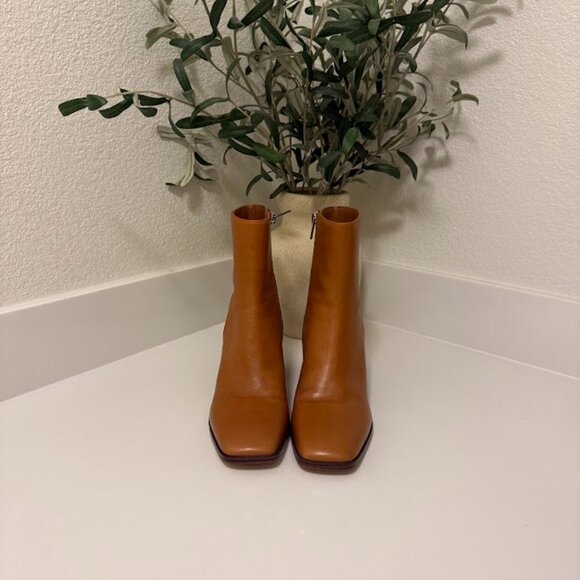 Calvin Klein Broma Leather Bootie in Tan – Size 7 - Picture 5 of 5